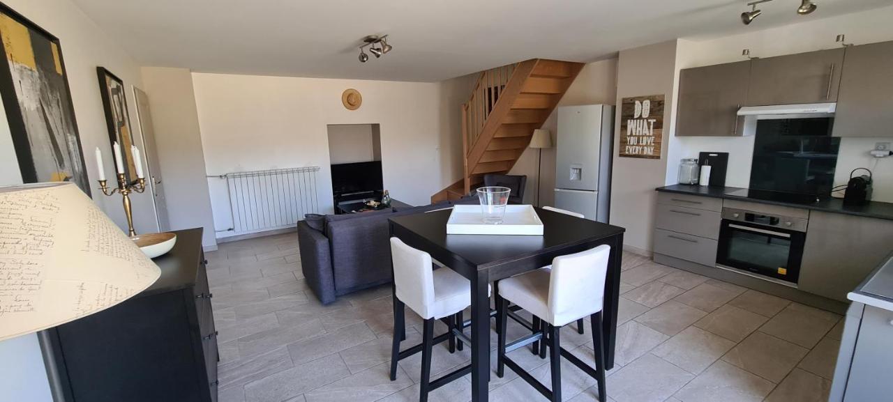Bed and Breakfast La Bastide des Arts Saumane-de-Vaucluse Exterior foto
