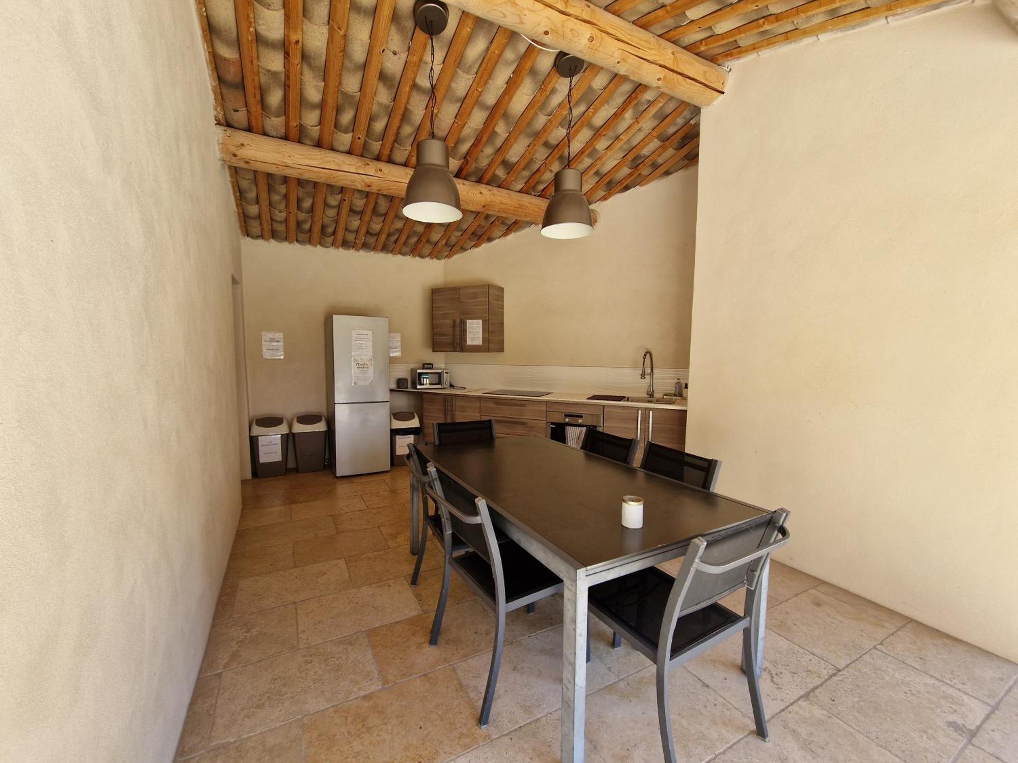 Bed and Breakfast La Bastide des Arts Saumane-de-Vaucluse Exterior foto